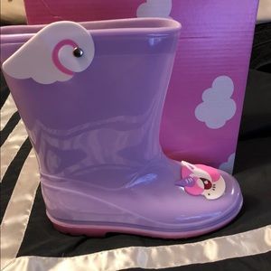 Girl rain boots